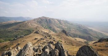 Test de cultură generală. Care sunt cei mai vechi munți din România?