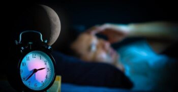 Durerile din timpul nopții, mult mai greu de suportat: explicația cercetătorilor