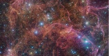 Hubble a fotografiat o stea pe moarte din Calea Lactee, de 8 ori cât soarele nostru