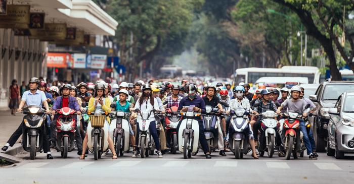 Vietnam: mulți oameni renunță la motociclete pentru a evita amenzile pentru conducere sub influența alcoolului