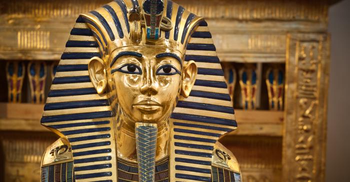Masca funerară a lui Tutankhamon ar putea aparţine altcuiva, sugerează noi cercetări