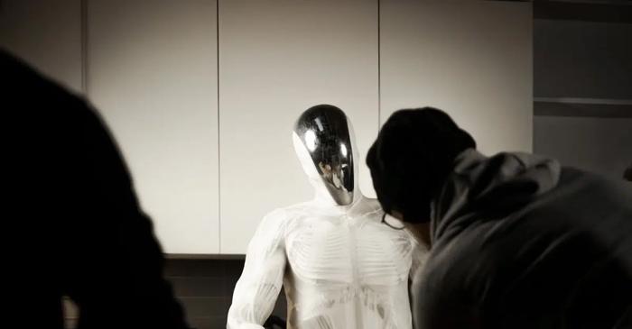 Robotul cu mușchi artificiali care imită anatomia umană. Clone Alpha