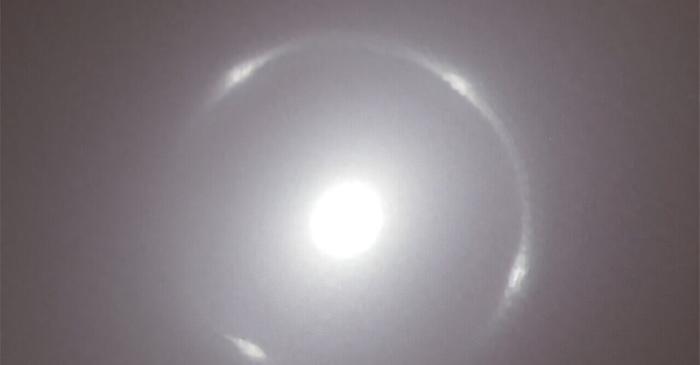 Ce secrete ascunde inelul Einstein, descoperit de Euclid?