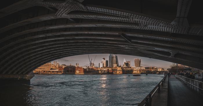 Sute de oase antice, descoperite în Tamisa, dezvăluie practici misterioase din Epoca Bronzului