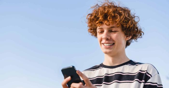OpenAI dezvoltă o versiune de ChatGPT pentru adolescenți cu control parental integrat