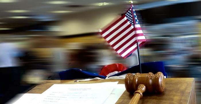 Teoriile conspirației ghidează politicile de sănătate publică din Statele Unite