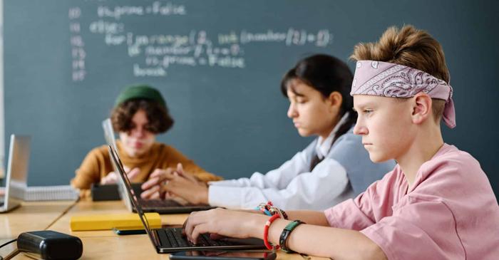 Unul dintre creatorii Siri propune folosirea erorilor inteligenței artificiale ca instrument de predare în școli