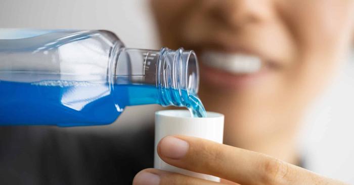 Extractul de usturoi rivalizează cu chlorhexidina în tratarea infecțiilor bucale