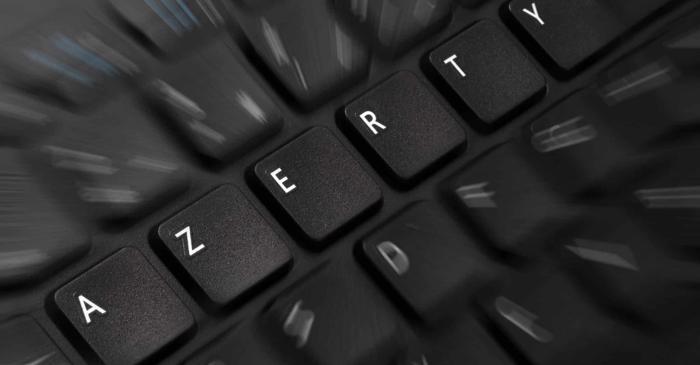 Aranjamentul literelor de pe tastatură a fost conceput pentru a rezolva o problemă mecanică a mașinilor de scris