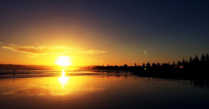 Cum poți face un apus de soare să dureze opt ore?