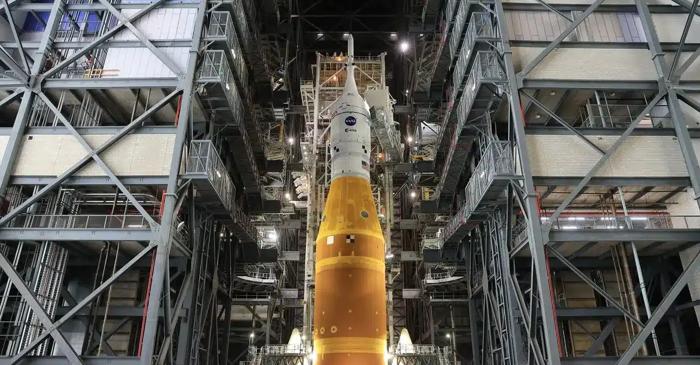 Cum se pregătește NASA să trimită din nou oameni spre Lună după mai bine de 50 de ani?