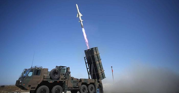 Japonia își instalează pentru prima dată sisteme de rachete offensive în apropierea Mării Chinei de Est