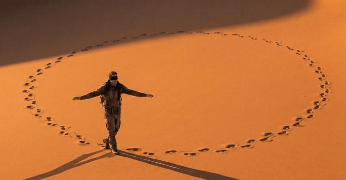 Oamenii nu pot merge în linie dreaptă fără repere vizuale și ajung să meargă în cerc