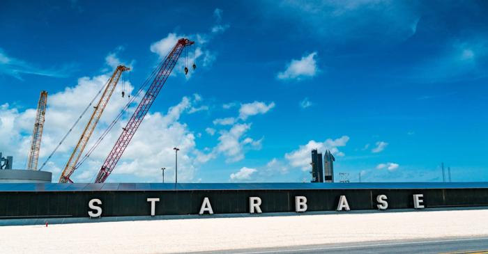 Baza spațială Starbase a SpaceX sacrifică mediul și liniștea unui sat de pescari din Texas