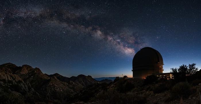 Energia întunecată s-a slăbit cu zece procente și schimbă soarta Universului