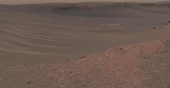 Roverul Curiosity a descoperit pe Marte blocurile chimice ale vieții