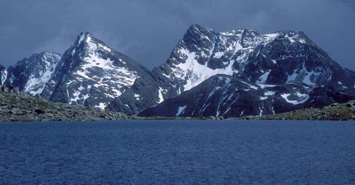 Topirea unui ghețar din Alpi scoate la iveală poluare din Evul Mediu