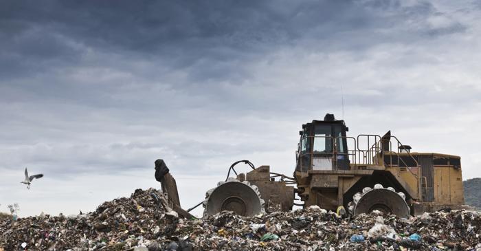 80% dintre britanici locuiesc la mai puțin de 2 km de o groapă de gunoi contaminată